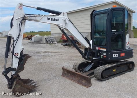 bobcat e32 mini excavator|2015 bobcat e32 mini excavator.